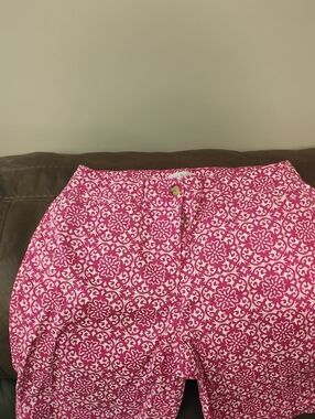 Kim Rogers Pink and White Floral-Scroll Shorts